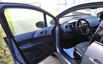 Opel Meriva II Mikrovan 1.4 Twinport ECOTEC 100KM 2010 Opel Meriva 1.4 i Tapicerka czesciowo pokryta skora Tempomat 1 rok gwar, zdjęcie 9