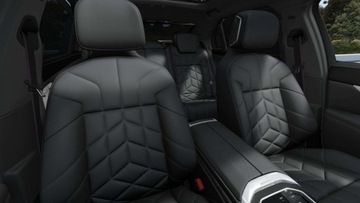 BMW Seria 7 G70 Sedan 3.0 40d 299KM 2025 BMW Seria 7 40d xDrive 299 KM mHEV - Sky Lounge - Kamera 360 - Pakiet Exec, zdjęcie 10