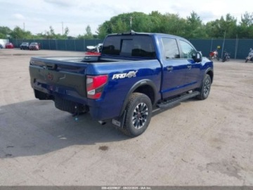 Nissan Titan 2023 Nissan Titan 2023 Nissan Titan 4x4 Crew Cab PRO-4X 5.6 Benzyna 400KM, zdjęcie 6