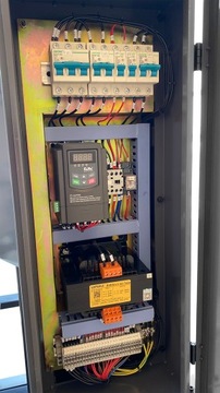 ВЕРТИКАЛЬНАЯ ЛЕНТОЧНАЯ ПИЛА ПО ДЕРЕВО МЕТАЛЛУ BANZEGA ЧУГУН VS3001 METCOR