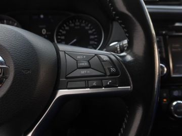 Nissan Qashqai II Crossover Facelifting 1.3DIG-T 140KM 2018 Nissan Qashqai 1.3 DIG-T, Salon Polska, zdjęcie 19