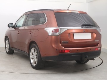 Mitsubishi Outlander III SUV Facelifting 2.0 SOHC MIVEC 150KM 2014 Mitsubishi Outlander 2.0, Salon Polska, zdjęcie 3