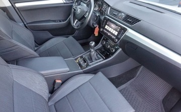 Skoda Superb III Liftback Facelifting 2.0 TDI SCR 150KM 2019 Skoda Superb 2.0TDI 150KM Ambition 134000km Bi-xenon El. klapa GWARANCJA 1, zdjęcie 16