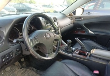 Lexus IS II Sedan 220d 177KM 2005 Lexus IS Lexus IS 2.2 Diesel 177KM, zdjęcie 6