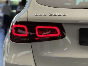 Mercedes GLC C253 SUV Facelifting 2.0 200d 163KM 2022 Mercedes-Benz GLC 4 Matic Kamera cofania CarPlayAndroid Auto Nawigacja, zdjęcie 29