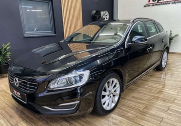 Volvo V60 I Kombi Facelifting 2.0 T3 DRIVE-E 152KM 2016 Volvo V60 T3 152KM SKORA BEZWYPADKOWY navi MANUAL gwarancja 2.0, zdjęcie 11