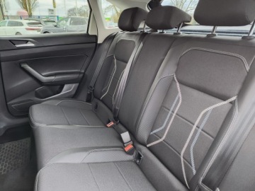 Volkswagen T-Cross SUV 1.5 TSI 150KM 2022 Volkswagen Taigo 1.5 TSI ACT Style DSG, 150KM, Sal, zdjęcie 24