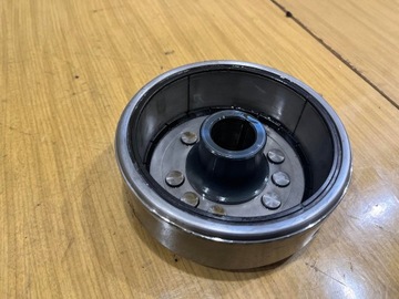 HONDA VF 750 F МАГНИТНОЕ КОЛЕСО