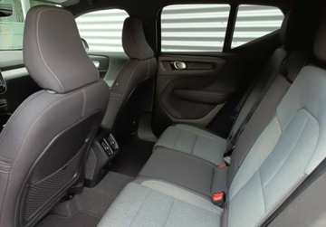 Volvo XC40 2023 Volvo XC 40 2.0 B3 MILD HYBRID Automat PlusDark SalonPL SerwisASO FV23 Gwa, zdjęcie 31