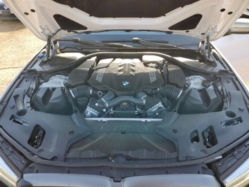 BMW Seria 5 G30-G31 2022 BMW Seria 5 M550xi 2022 4.4l 4.4 Benzyna 523KM, zdjęcie 6