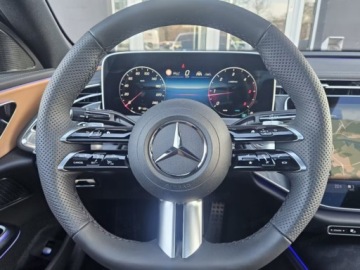 Mercedes Klasa E W214 Sedan 2.0 220d 197KM 2026 E Klasa 220 d 4-Matic AMG 2.0 (197KM) 2026, zdjęcie 6