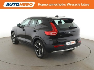 Volvo XC40 Crossover 2.0 T4 190KM 2018 Volvo XC 40 2.0T4 Automat Momentum Nawigacja, zdjęcie 3