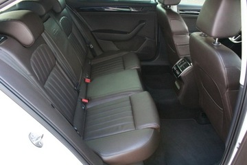 Skoda Superb III Liftback 2.0 TSI 280KM 2016 Skoda Superb Laurin&amp;Klement 2.0 TSI 280KM 4×4 Salon PL GWARANCJA SelectCar+, zdjęcie 15