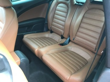 Volkswagen Scirocco III Coupe 2.0 TDI-CR DPF 140KM 2010 Volkswagen Scirocco 2.0 TDI Bogato wyposażony, zdjęcie 8