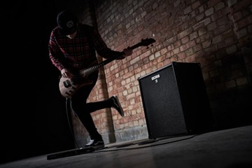 Босс Катана 210 БАСС | Басовый усилитель