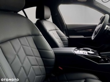 BMW Seria 5 G90-91 Touring 2.0 520d 197KM 2025 BMW Seria 5 BMW Seria 5 2.0 Diesel 197KM, zdjęcie 12