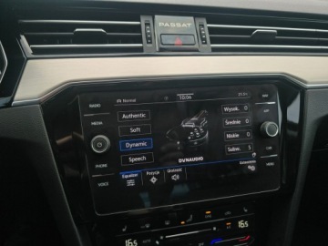 Volkswagen Passat B8 Limousine Facelifting 1.5 TSI EVO 150KM 2020 Volkswagen Passat ELEGANCE Dynaudio Virtual 1.5 TSI DSG Salon Polska, zdjęcie 26
