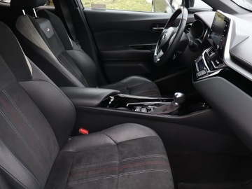 Toyota C-HR I Crossover Facelifting 2.0 Hybrid Dynamic Force 184KM 2021 Toyota C-HR 2.0 Hybrid, Salon Polska, Serwis ASO, zdjęcie 8