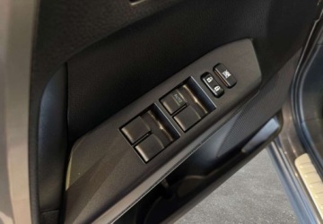 Toyota RAV4 IV MPV Facelifting 2.5 Hybrid 197KM 2017 Toyota RAV4 2.5 hybrid 197KM e-CVT 4x4 201718 r., salon PL serwisowana 2.5, zdjęcie 16