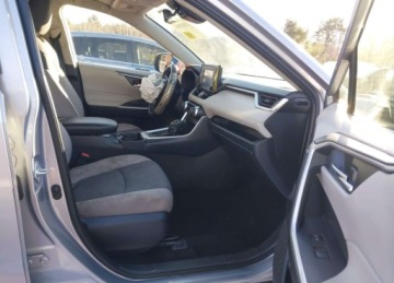 Toyota RAV4 V 2020 Toyota RAV4 2020r., Xle, 2.5L, od ubezpieczalni 2.5 Benzyna 206KM, zdjęcie 6