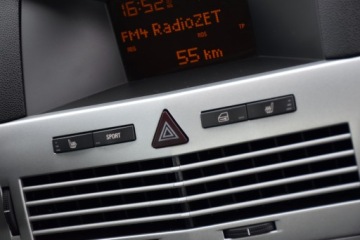 Opel Astra H Hatchback 5d 1.8 ECOTEC 140KM 2006 Opel Astra H GTC Sport 1.8 16V 140KM Wyposażona, Zadbana, BEZ Wkładu ZOBACZ, zdjęcie 17