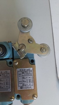КОНЦЕВОЙ ВЫКЛЮЧАТЕЛЬ TELEMECANIQUE КОНЦЕВОЙ ВЫКЛЮЧАТЕЛЬ XC2-JC