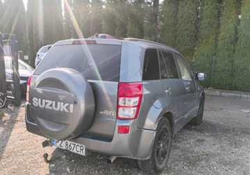 Suzuki Grand Vitara II SUV 1.9 DDiS 129KM 2007 Suzuki Grand Vitara 112007r, 1.9 DIESEL. 4x4. Przetarty prawy bok. Jezdzi., zdjęcie 2