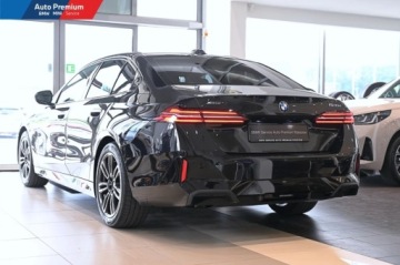 BMW Seria 5 G90-91 Touring 2.0 520d 197KM 2024 BMW Seria 5 520d xDriveFV23Repair InclusiveService Inclusive 2.0 Diesel, zdjęcie 19