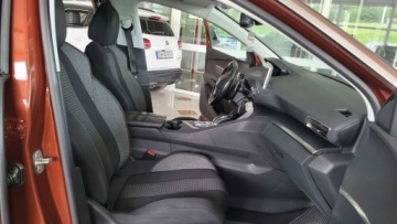 Peugeot 3008 II Crossover 1.6 BlueHDi 120KM 2017 Peugeot 3008 3008 Automat Bardzo ladny stan Serwisowany MOZLIWA ZAMIANA, zdjęcie 18