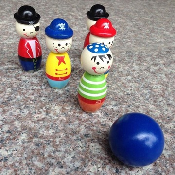 Красочный набор для боулинга Mini Wood Family Kids.