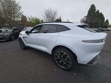 Aston Martin DBX 2021 Aston Martin DBX Base 2021 4.0l 4.0 Benzyna 542KM, zdjęcie 2