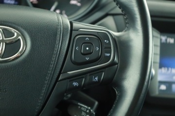 Toyota Avensis III Wagon Facelifting 2015 2.0 D-4D 143KM 2018 Toyota Avensis 2.0 D-4D, Salon Polska, Serwis ASO, zdjęcie 12