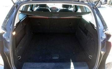 Opel Astra J Sports Tourer Facelifting 2.0 BiTurbo CDTI 195KM 2014 Opel Astra 2.0CDTI 195KM BiTurbo Wymieniony rozrzad Nowe opony Navi Skora, zdjęcie 15