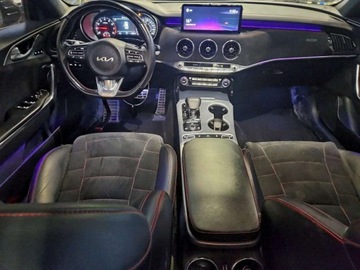 Kia Stinger 2022 Kia Stinger Gt2 2022 3.3 Benzyna 368KM, zdjęcie 8