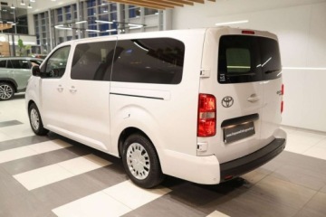 Toyota 2024 Toyota Proace Verso 2.0 D4-D Long Business 2.0 Diesel 144KM, zdjęcie 3
