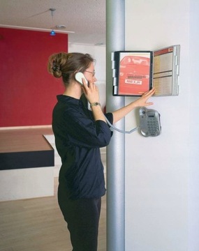 Прочная система презентационных панелей SHERPA WALL 10