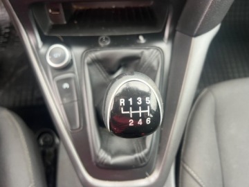 Ford Focus III Kombi Facelifting 1.5 TDCi ECOnetic 105KM 2016 Ford Focus Klimatyzacja Parktronic Przod Tyl Grzana Szyba Grzane Fotele Te, zdjęcie 18