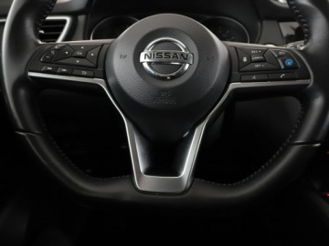 Nissan Qashqai II Crossover Facelifting 1.3 DIG-T  160KM 2019 Nissan Qashqai automat full LED navi klima auto, zdjęcie 20