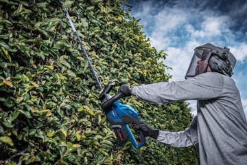 Аккумуляторный триммер для живой изгороди BOSCH GHE 18V-60 06008c9000 60см