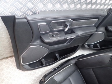 RAM 1500 V 19R< СИДЕНЬЯ, СИДЕНЬЯ, КОЖАНЫЕ СТОРОНЫ