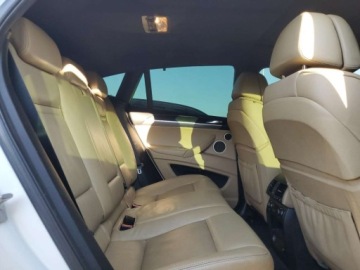 BMW Seria 6 F06-F12-F13 2014 BMW X6M 2014 BMW X6 M 4.4 Benzyna 555KM, zdjęcie 10