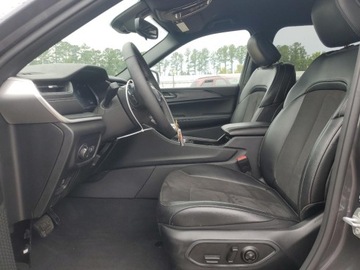 Jeep Grand Cherokee V 2023 Jeep Grand Cherokee Laredo 2023 3.6l 3.6 Benzyna 293KM, zdjęcie 7