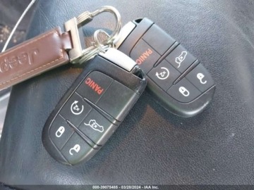 Jeep Cherokee V 2015 Jeep Cherokee 2015 Jeep Grand Cherokee RWD 4dr Limited 3.6 Benzyna 290KM, zdjęcie 11