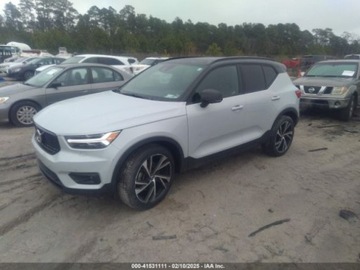 Volvo XC40 Crossover 2.0 T5 247KM 2020 Volvo XC 40 T-5 r-design 2.0 Benzyna 248KM, zdjęcie 3