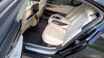 BMW Seria 7 G11-G12 Sedan 750i 450KM 2017 BMW Seria 7 750 Li 4.4 V8 xDrive Najbogatsze Wyposazenie VAT 23 4.4 450KM, zdjęcie 32