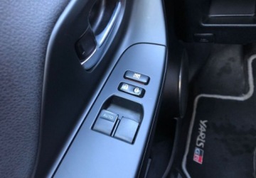 Toyota Yaris III Hatchback GRMN 1.8 Dual VVT-i 212KM 2017 Toyota Yaris Yaris 1.8 212KM Limitowana wersja GRMN 018400 FV23 ASO PL, zdjęcie 27