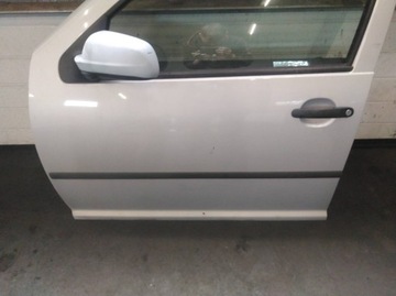 DVEŘE KOMPLETNÍ LEVÝ PŘEDNÍ VW BORA I