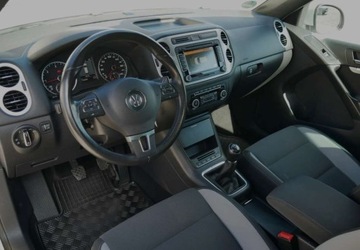 Volkswagen Tiguan I SUV Facelifting 2.0 TDI CR DPF BlueMotion 177KM 2013 Volkswagen Tiguan Volkswagen Tiguan 2.0 TDI DPF 4Motion BlueMotion Technol, zdjęcie 21