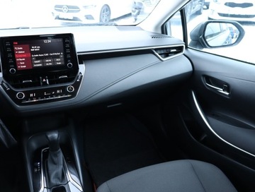 Toyota Corolla XII Sedan 1.6 Valvematic Dual VVT-i 132KM 2019 Toyota Corolla 1.6 Valvematic, Salon Polska, zdjęcie 6