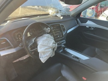 Volvo XC90 II SUV 2.0 D5 235KM 2018 Volvo XC 90 AWD Momentum Skóra Podgrzewanie 7 Os., zdjęcie 5